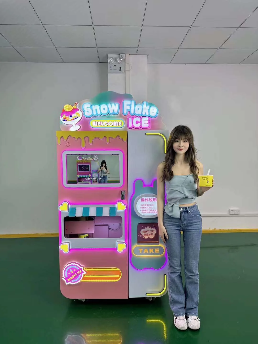 Topping and flavour dispensers