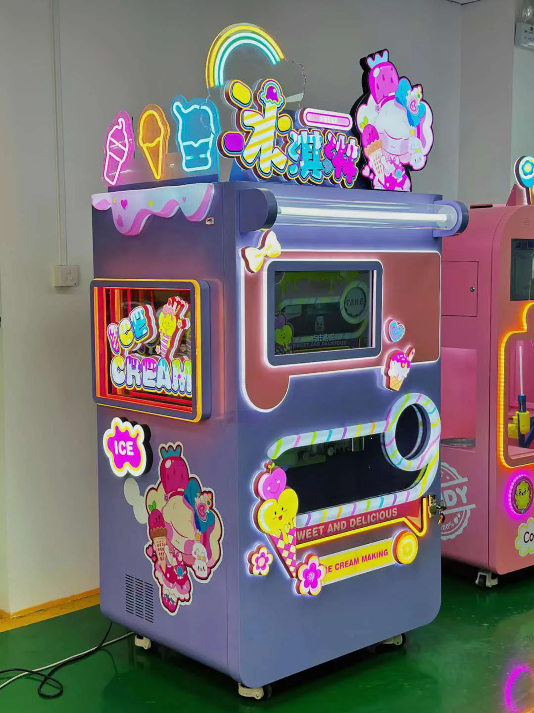 Robotic arm serving ice cream